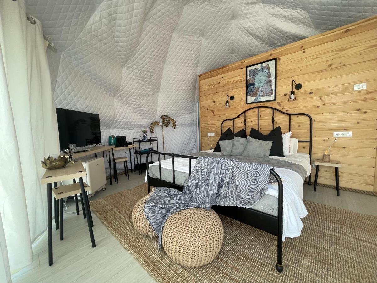 Maison Du Golf Костинешти Экстерьер фото