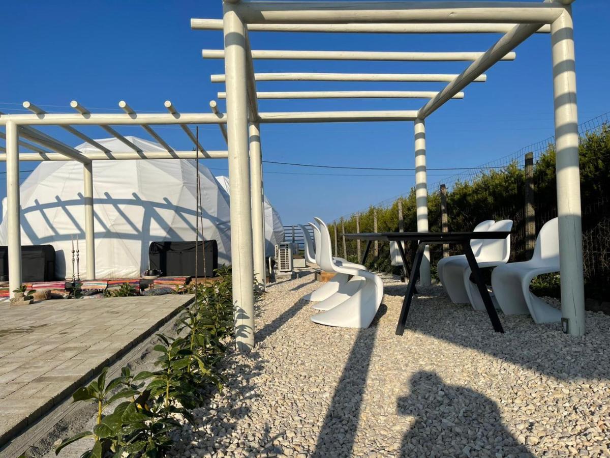 Maison Du Golf Костинешти Экстерьер фото