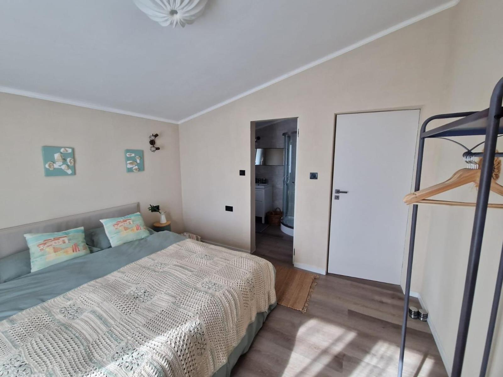 Maison Du Golf Костинешти Экстерьер фото