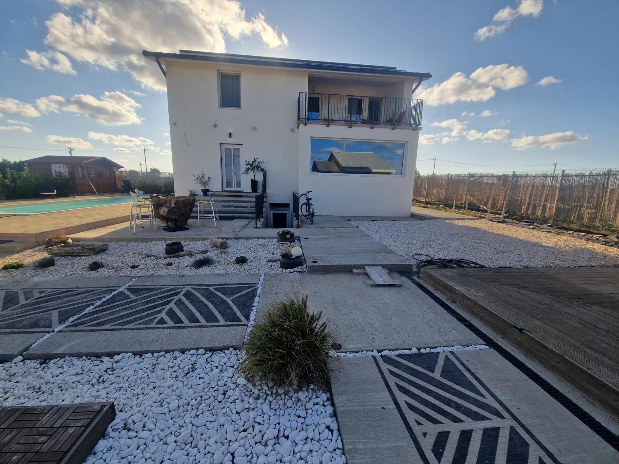 Maison Du Golf Костинешти Экстерьер фото